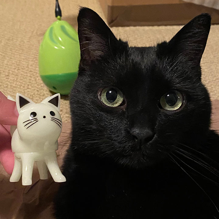 Trixi-Lu Cats: Purple Glitter version