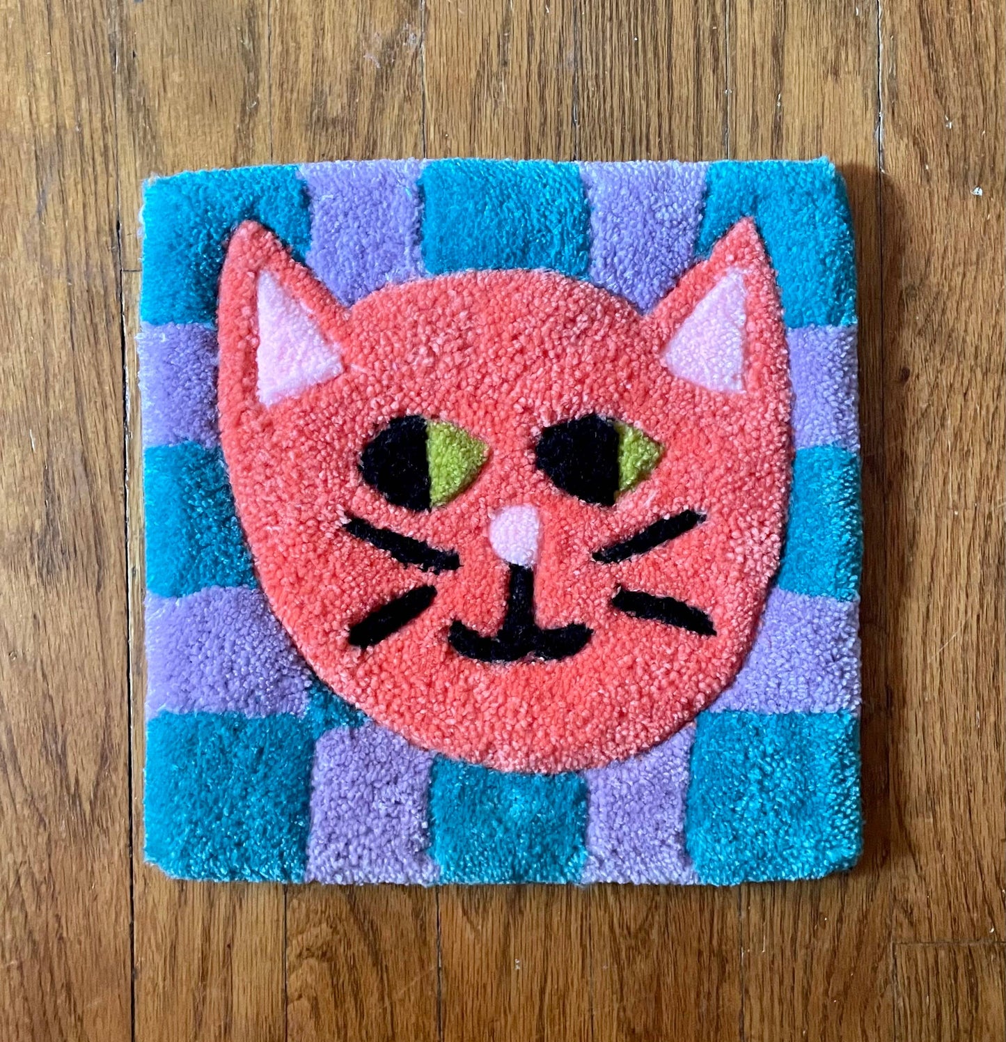 Hi Cutie - Checkered Cat Tufted Wall Hanging