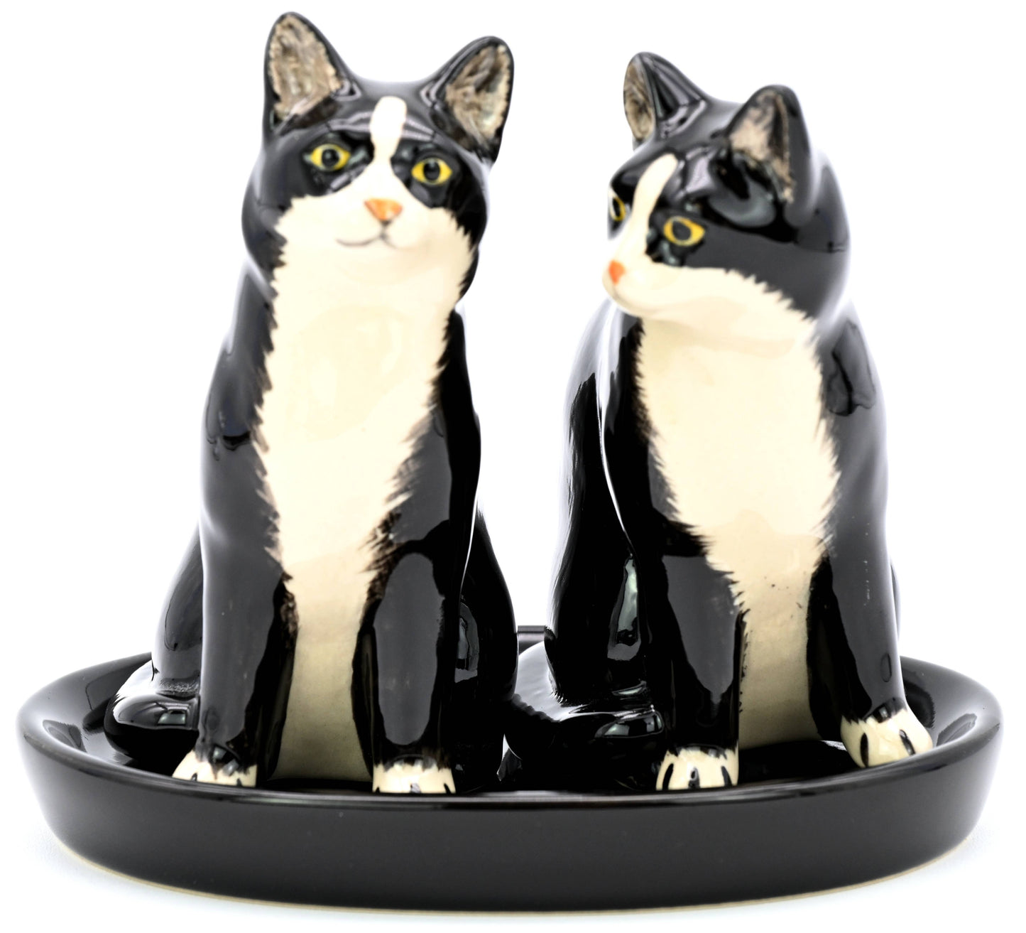 SALT AND PEPPER SHAKER Tuxedo cat