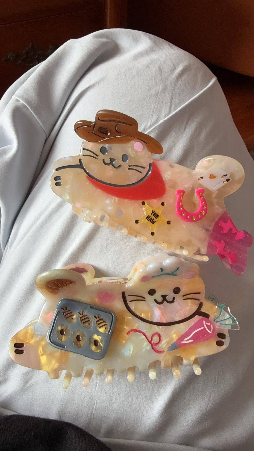 Baker Cat Hair Claw Clip