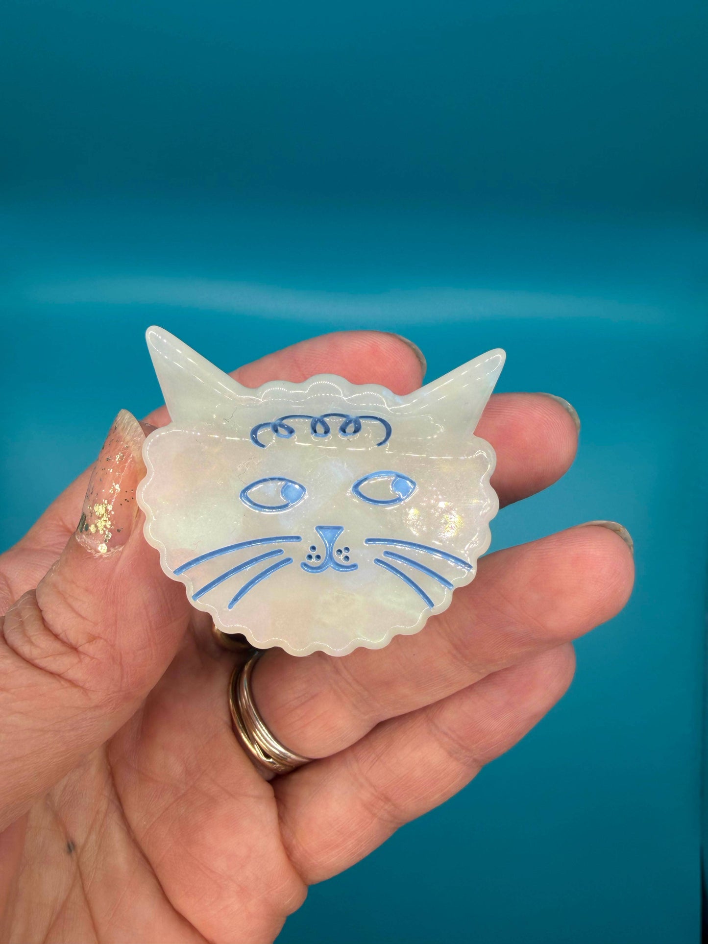 Cloud Cat Hair Claw Accessory