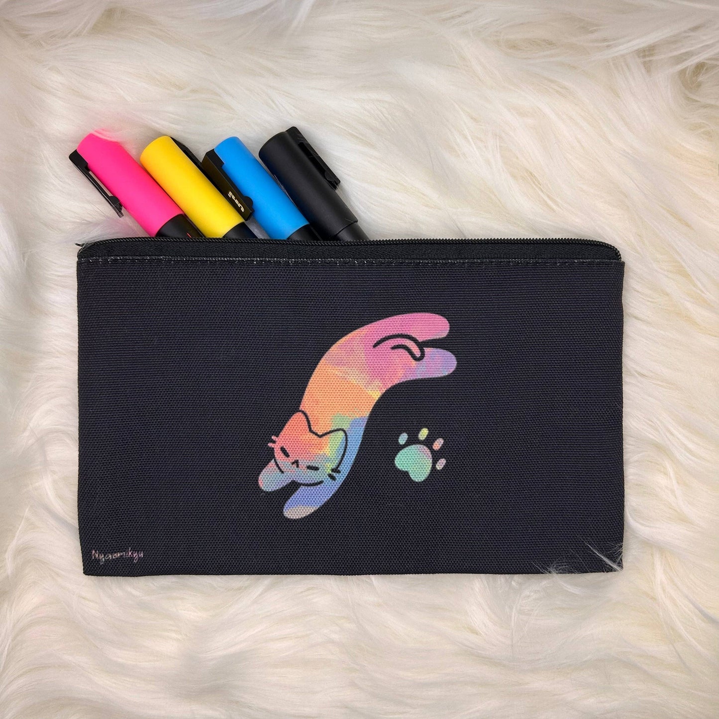 Nyaomikyu - Rainbow Cats Pouch