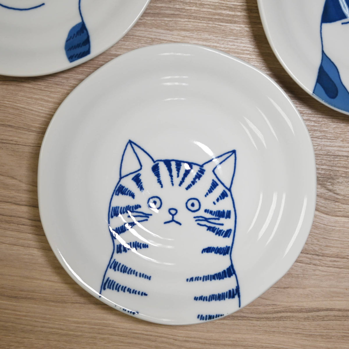 Shichita Japanese Ceramic Cat Plates