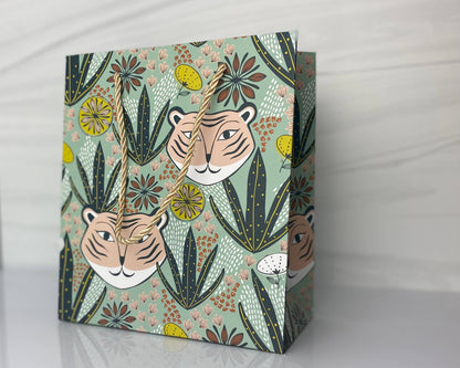 Mod Tiger Medium Gift Bag – Playful Jungle Design