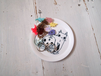 Spooky cat with books illustrated trinket dish, ring dish