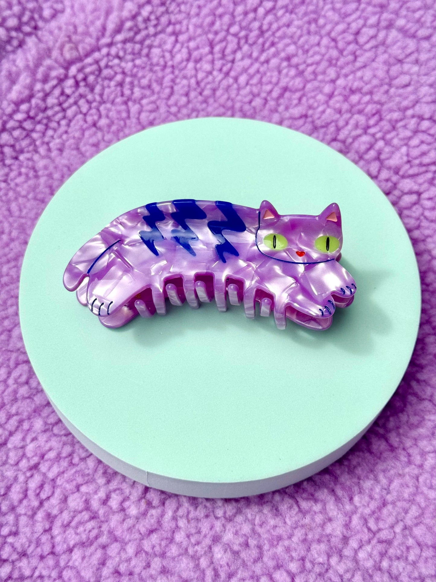Peach Beast - Purple Tabby Cat Hair Claw