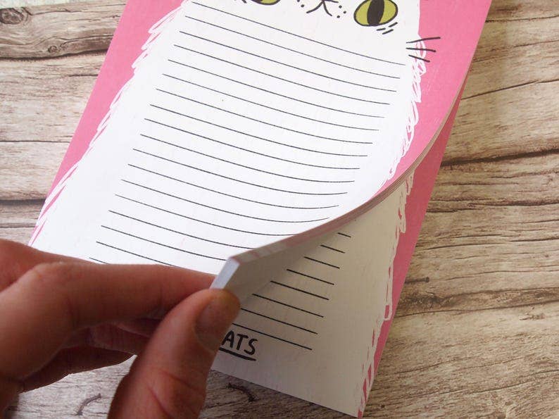 Fluffy white cat illustrated A5 notepad, Listpad,