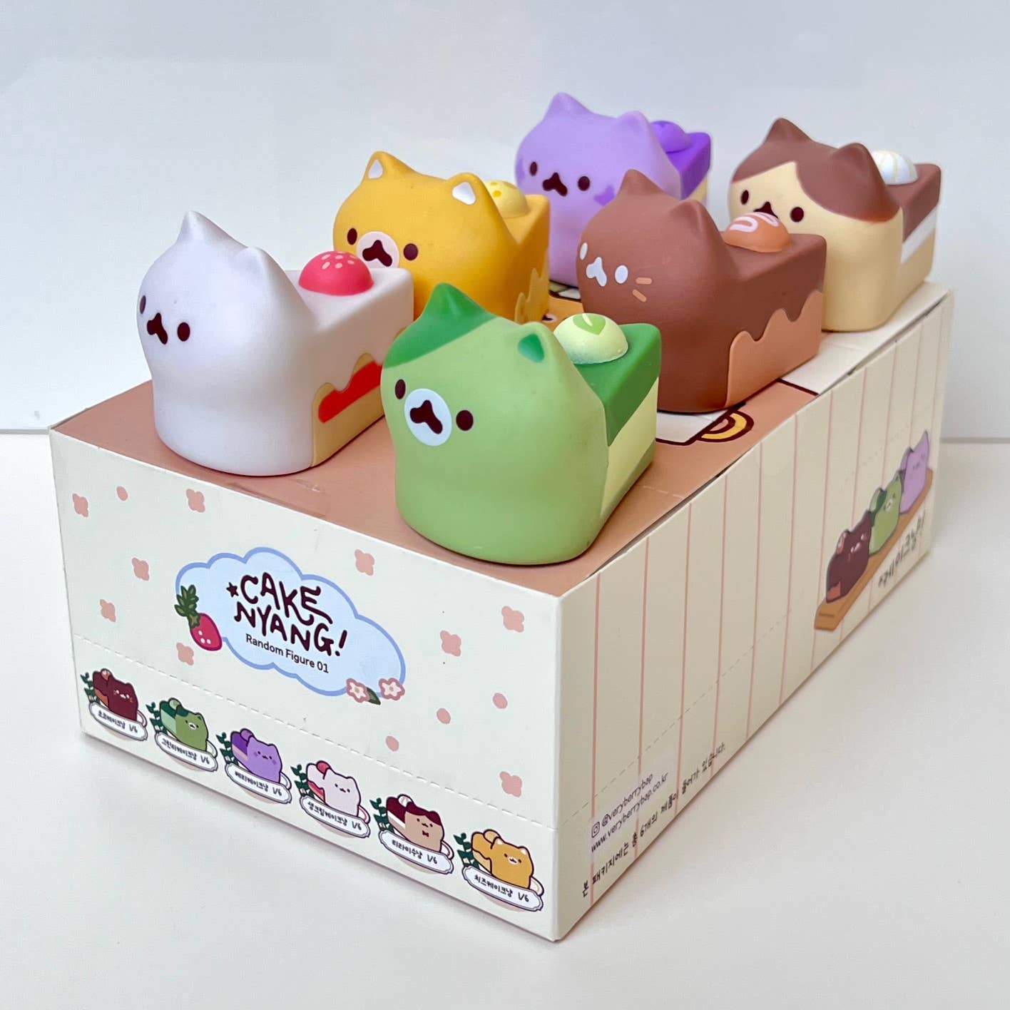 Cake Cat Blind Box