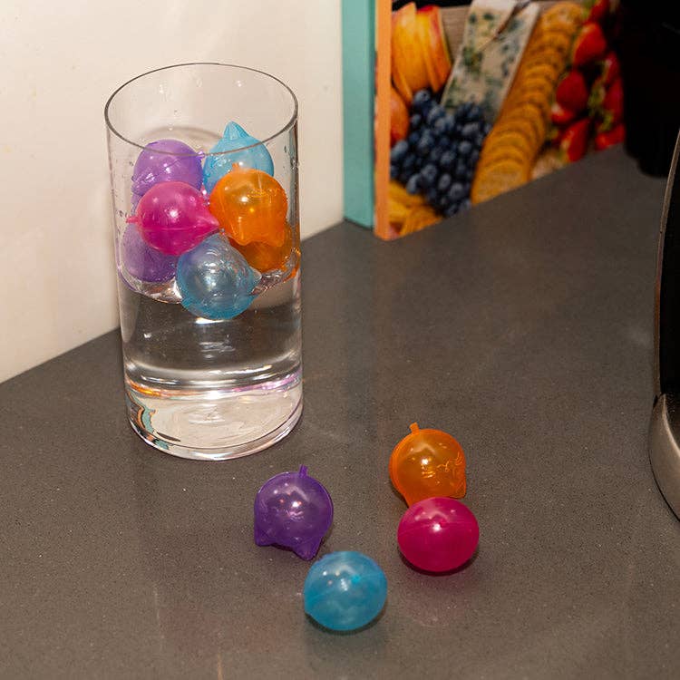 24 Reusable Cat Ice Cubes