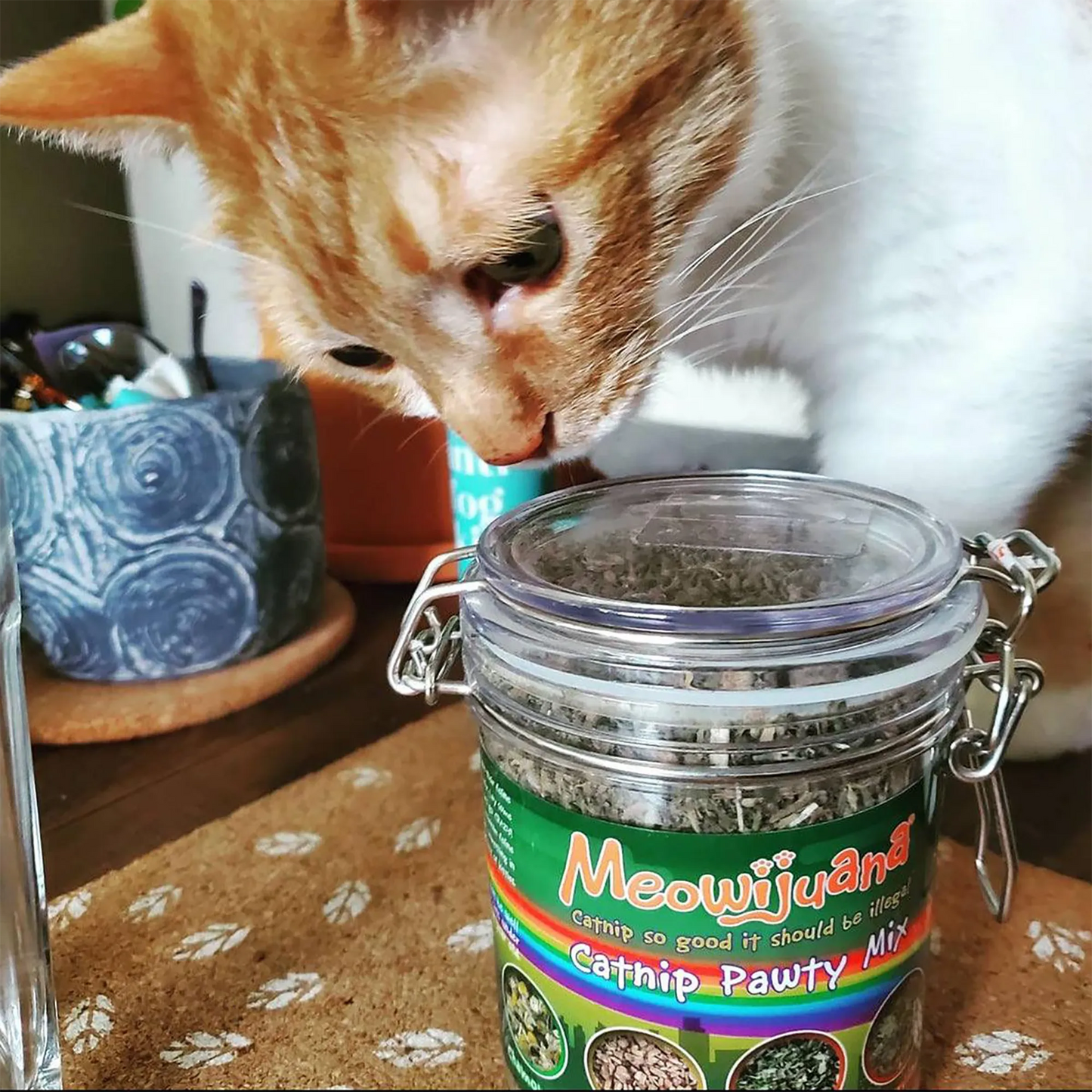 Meowijuana® Jar of Catnibas® Catnip Pawty Mix