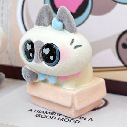 Big Eyed Cat Figurine Blind Box