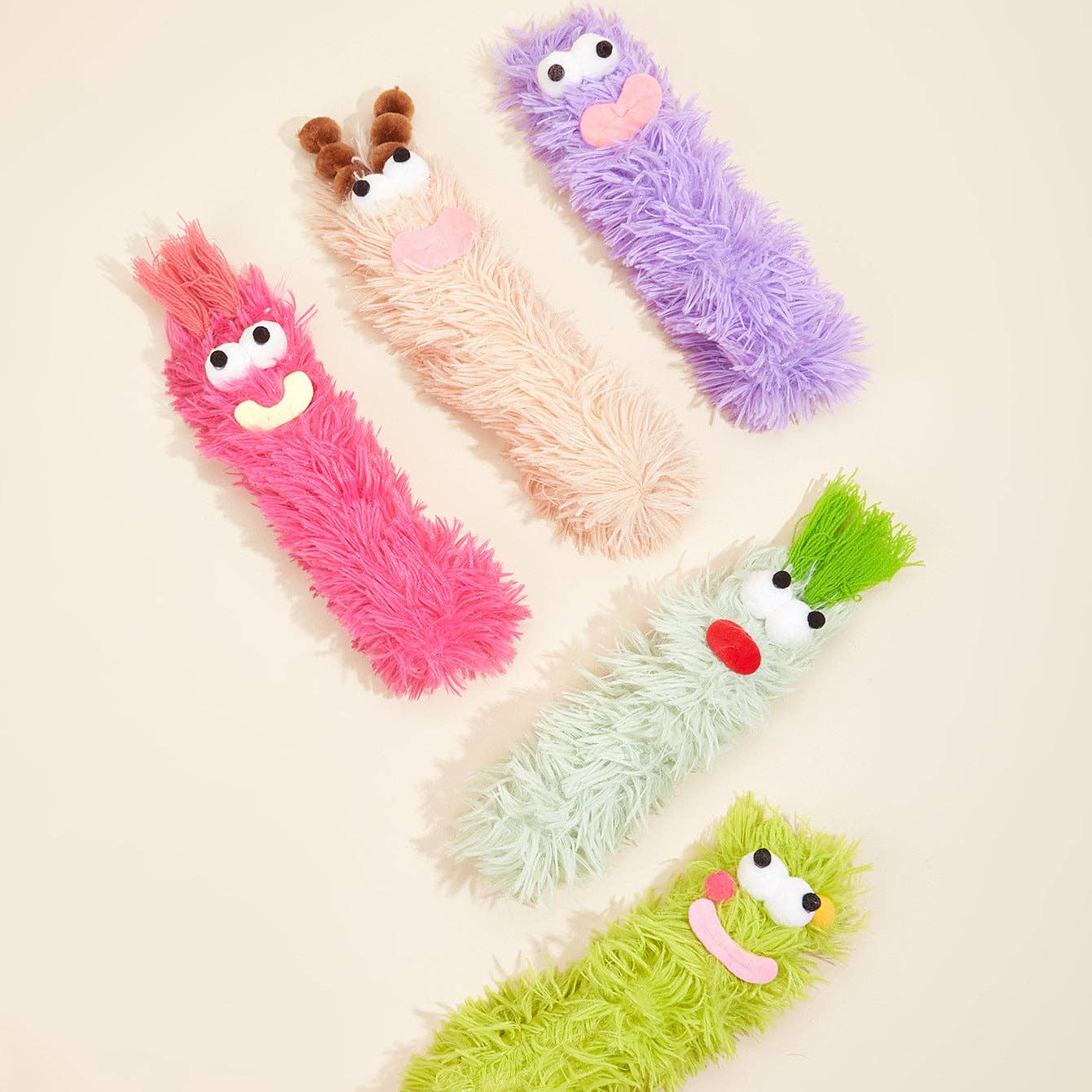 Cheerhunting - Moo - Fluffy Plush Caterpillar Cat Toy – Soft & Interactive