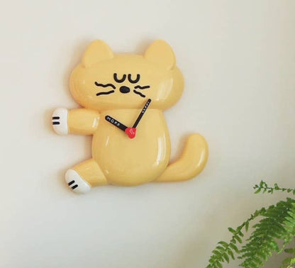 Mogry Moving Wall Deco Clock