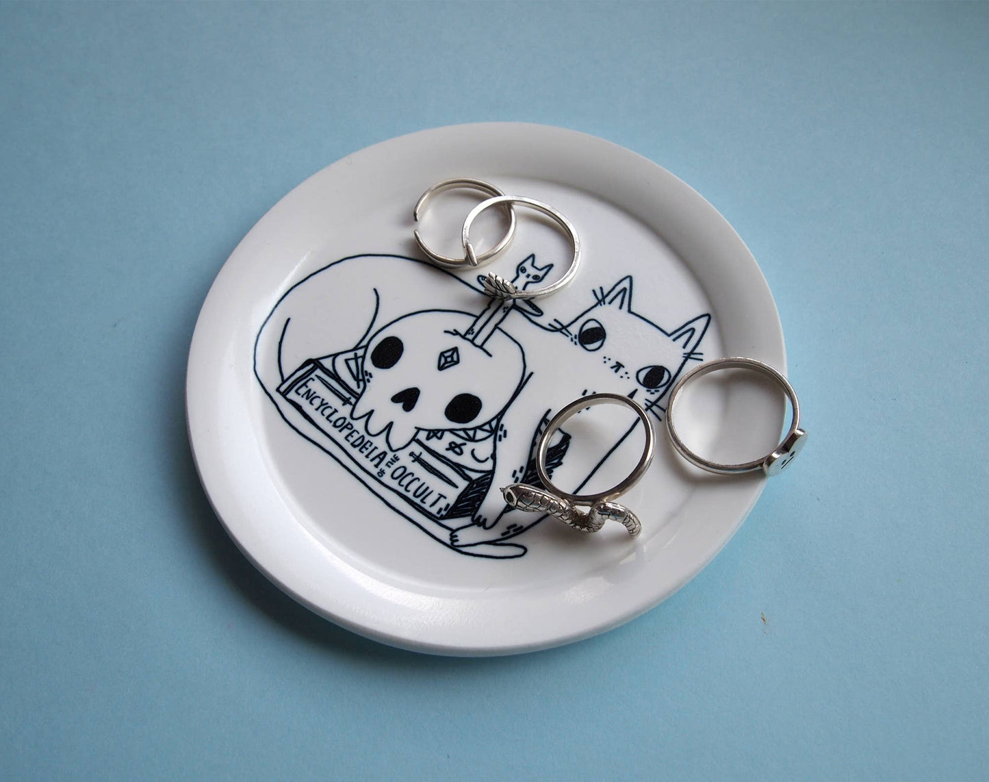 Spooky cat with books illustrated trinket dish, ring dish