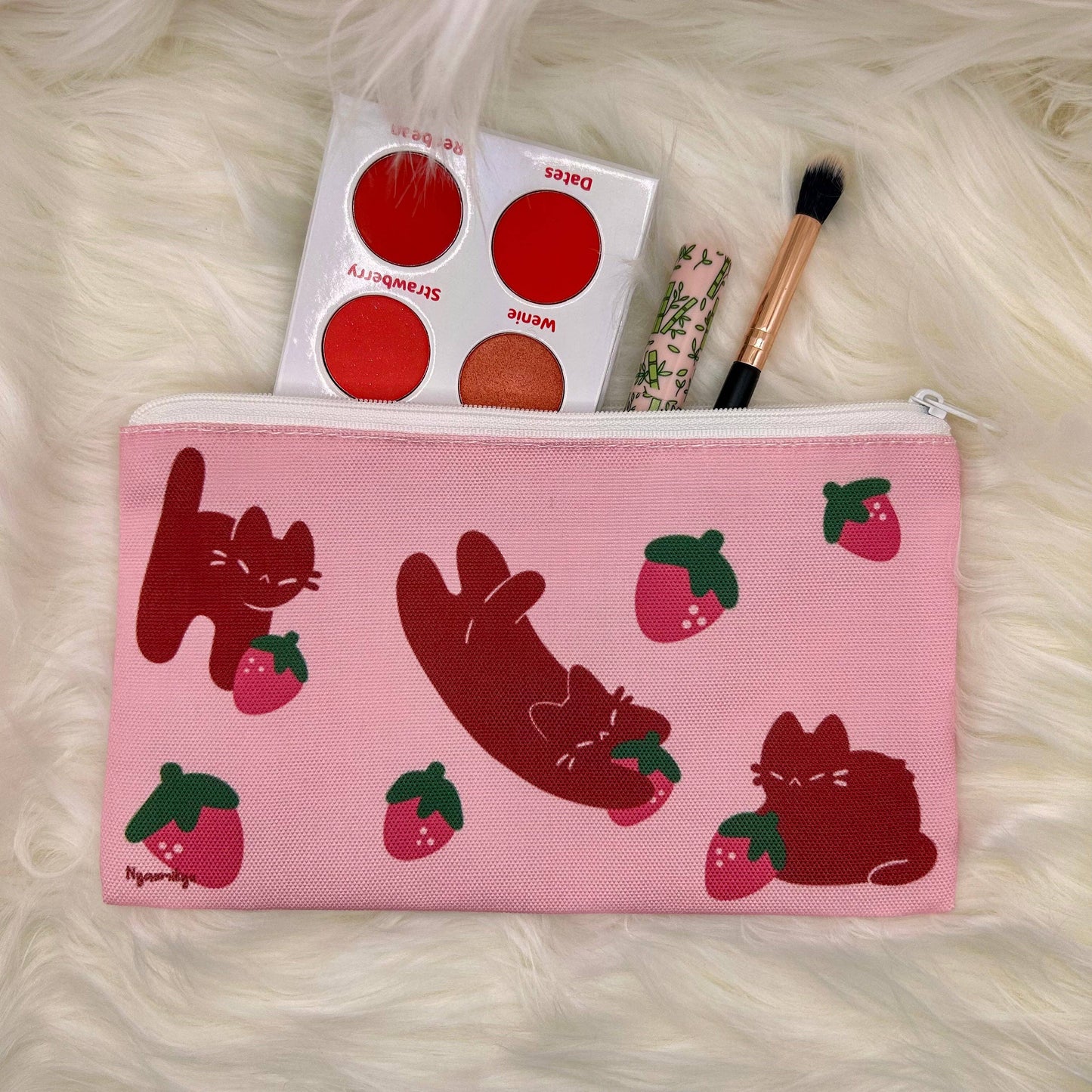Strawberry Cats Pouch