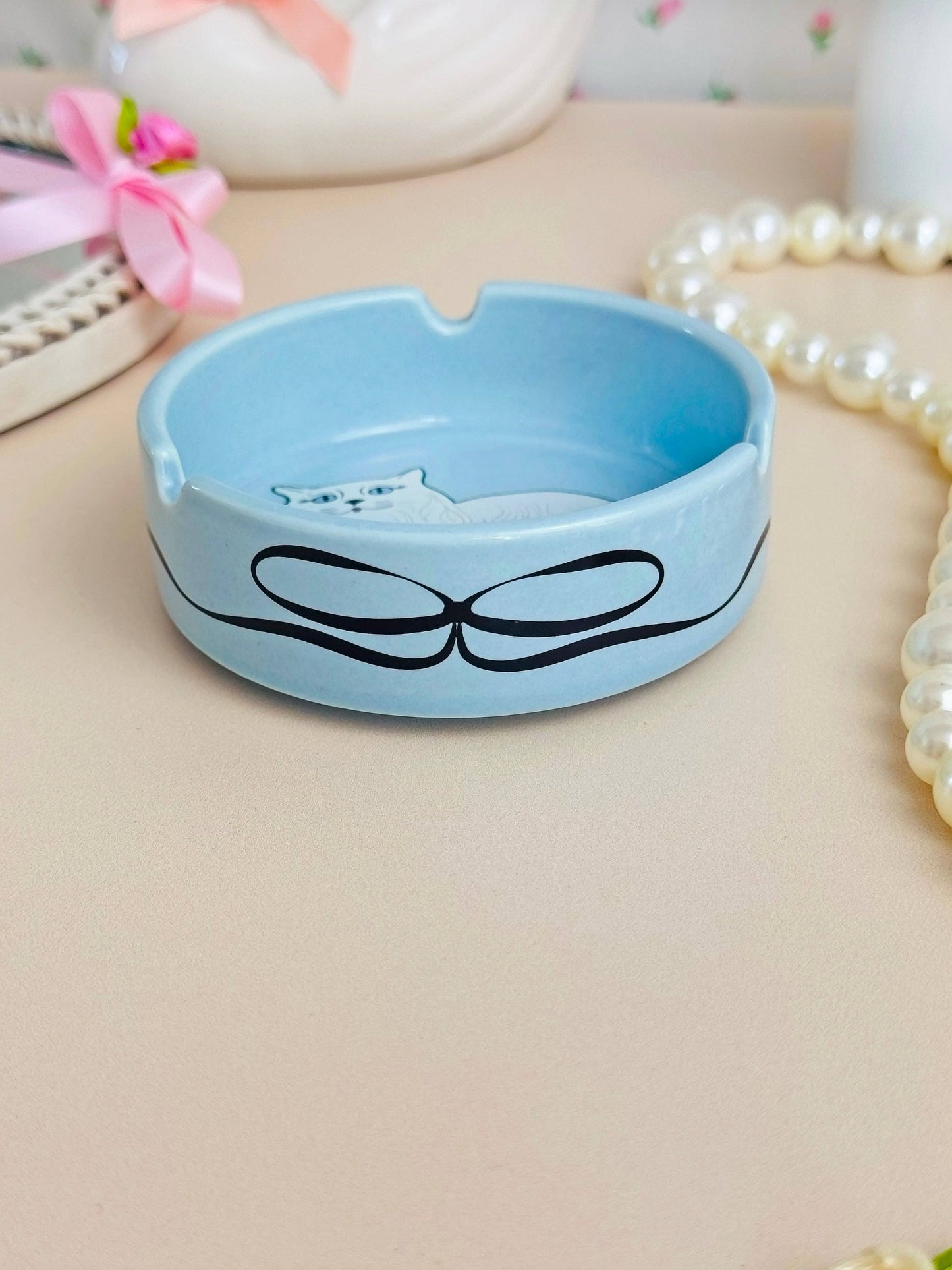 A Shop of Things - Miss Kitty Ceramic Ash Tray