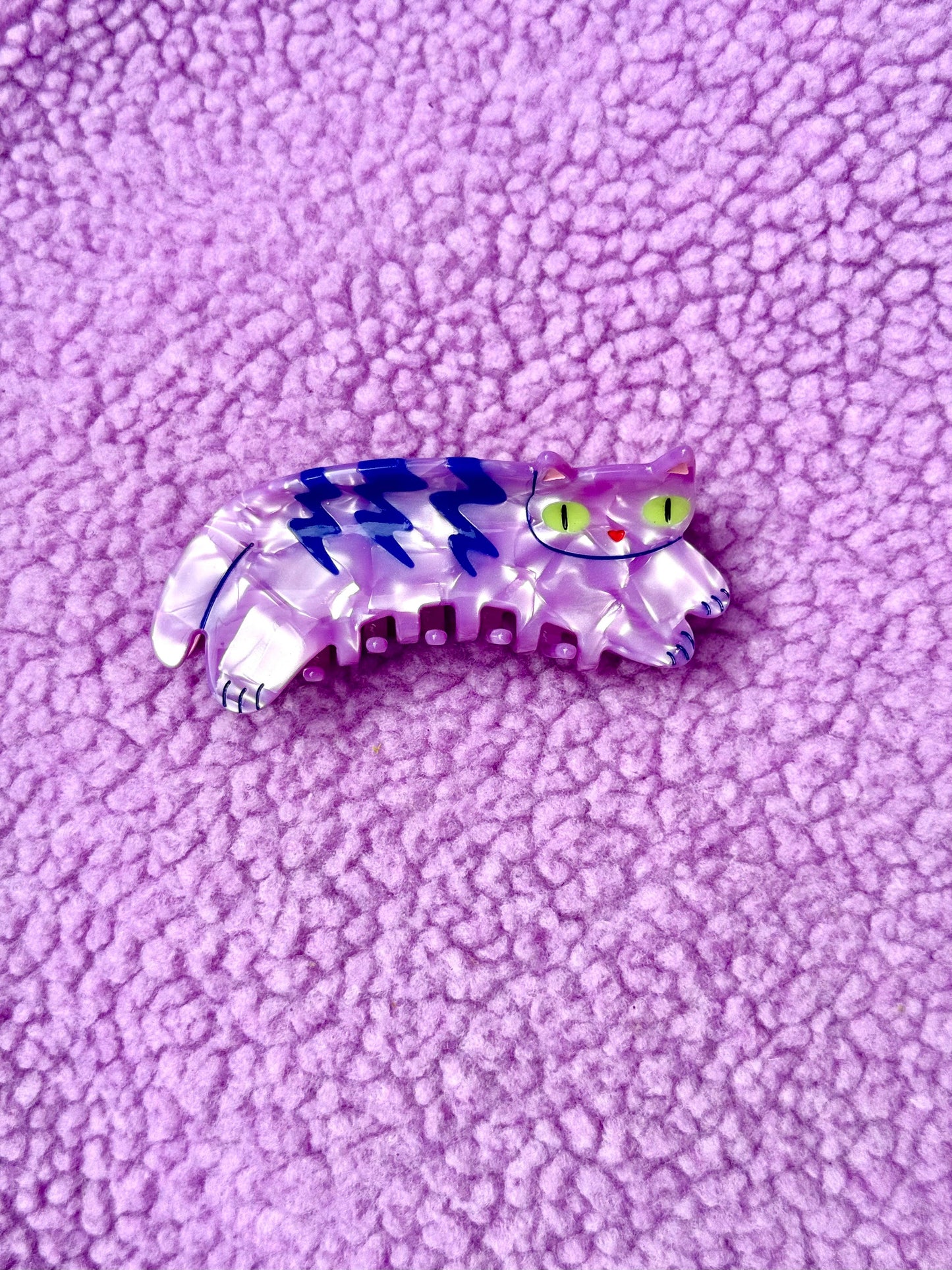 Peach Beast - Purple Tabby Cat Hair Claw