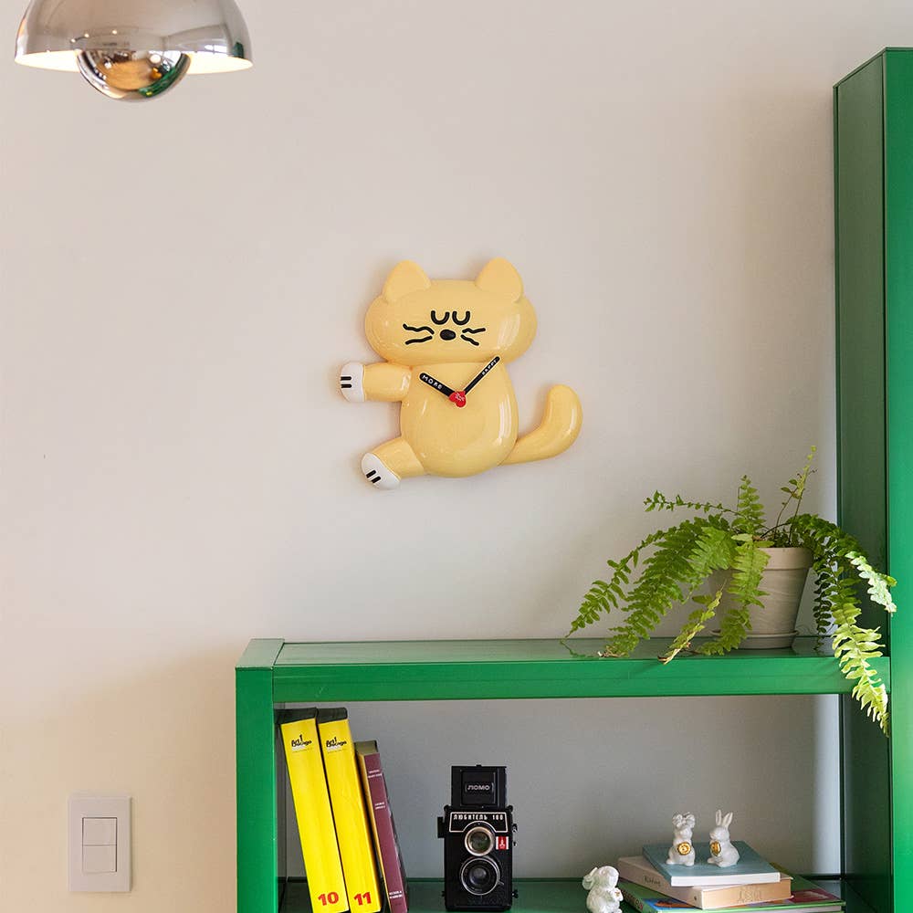 Mogry Moving Wall Deco Clock