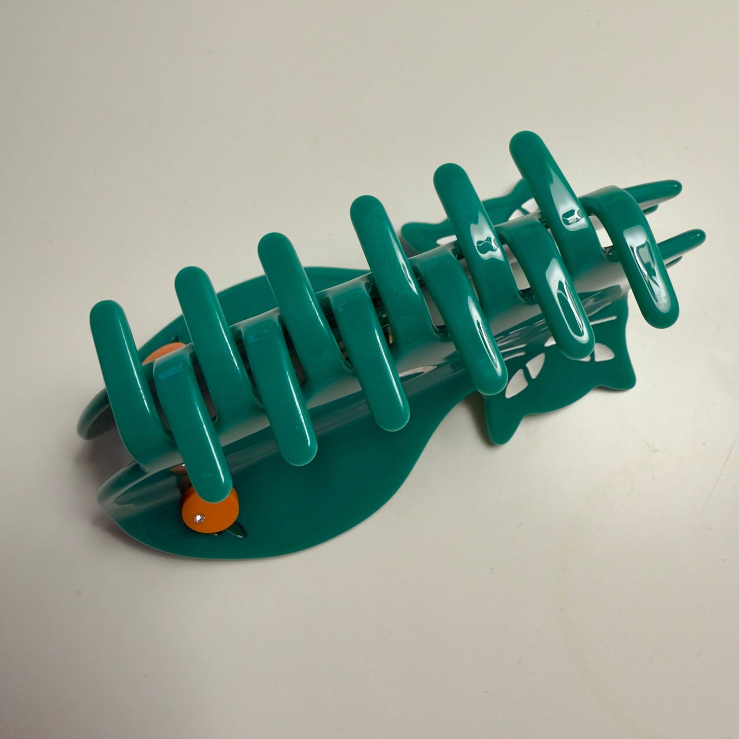 Orange Green Cat Hair Claw