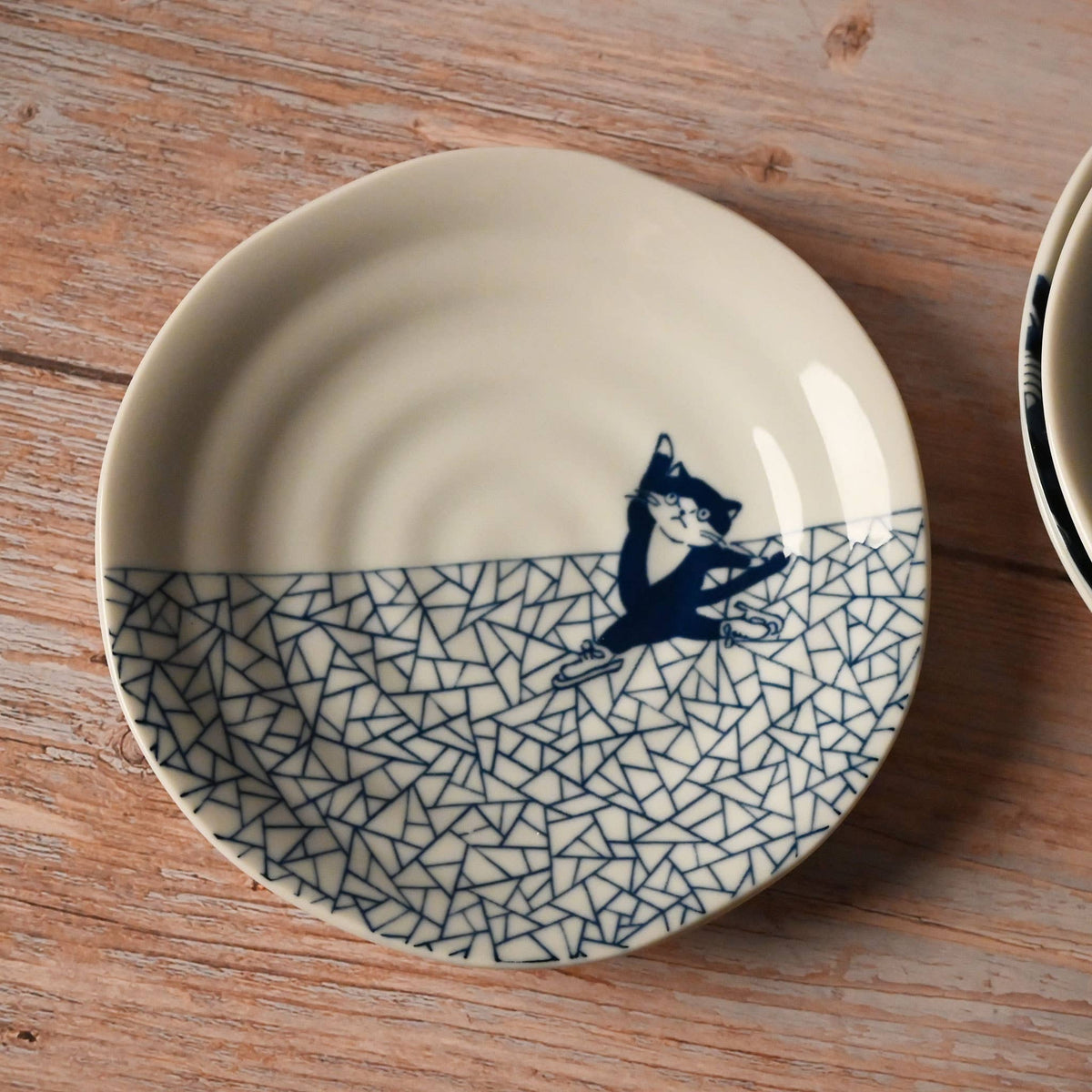 Shichita Japanese Ceramic Cat Plates