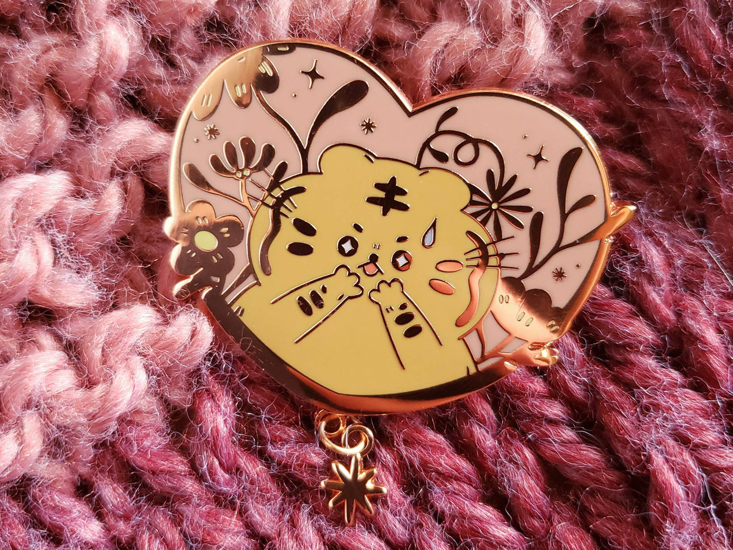 Camccat - Flower Lover Kawaii Tiger Cat Copper Plated Hard Enamel Pin